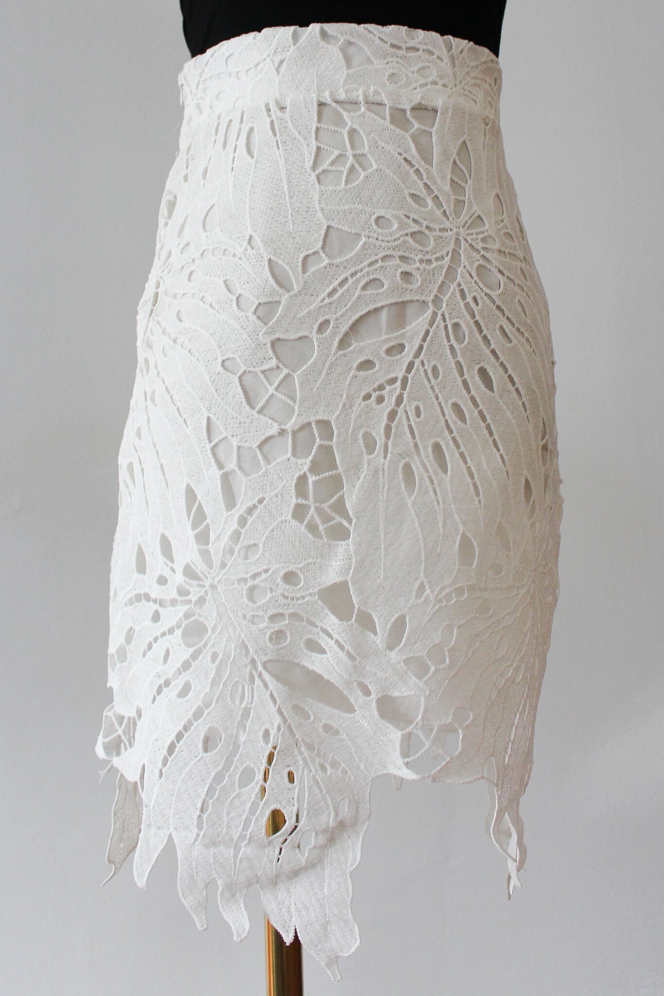 Lace fitted mid length skirt with hidden zipper