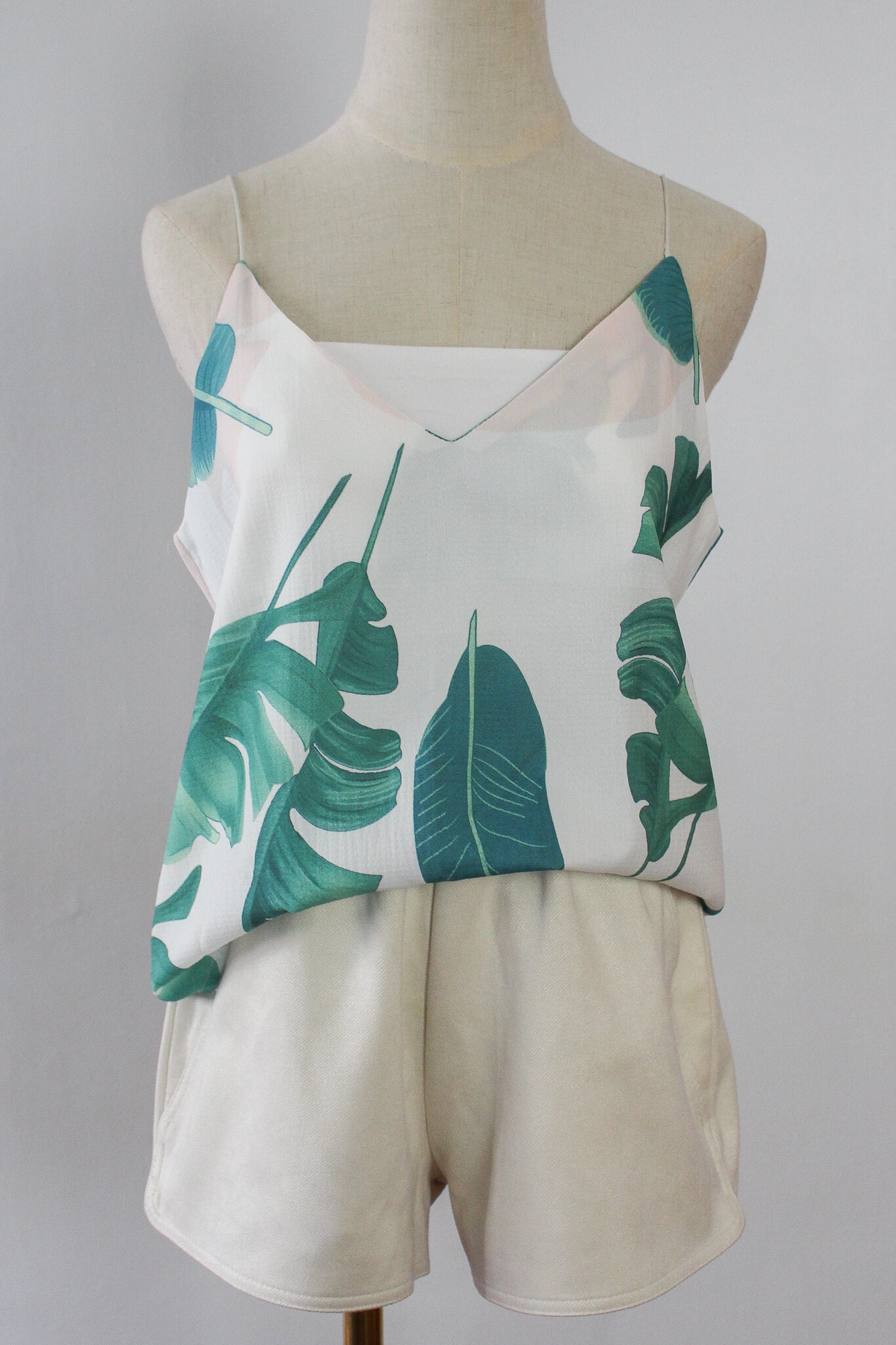 Leaf printed loosely fitted camisole